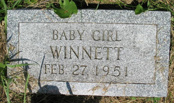 Baby Girl Winnett tombstone
